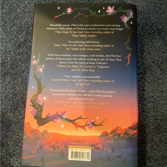 Fairyloot edition of Violet Made of Thorns - Picture 4 of 5